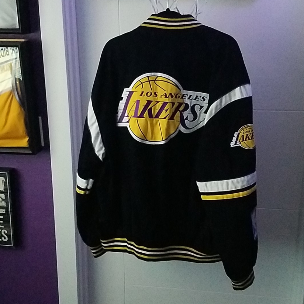 Lakers jacket - Picture 2 of 3